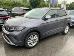 Rauch grau metallic Neu 2025 VW T-Cross Life SUV | 26.995 € (Guter Preis)