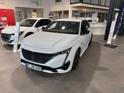 Weiß Gebraucht 2024 Peugeot e-308 GT Kleinwagen | 31.800 € (Fairer Preis)