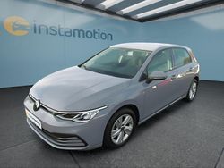 Grau Gebraucht 2020 VW Golf VIII Kleinwagen | 19.199 € (Fairer Preis)