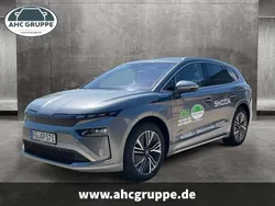 Graphitegrau metallic Gebraucht 2025 Skoda Enyaq iV Loft SUV | 40.950 € (Guter Preis)