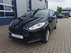 Schwarz Gebraucht 2016 Ford Fiesta Trend Kleinwagen | 7.980 € (Fairer Preis)