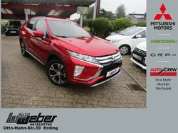 Dynamic rot Gebraucht 2019 Mitsubishi Eclipse Cross Diamant Edition SUV | 19.990 € (Fairer Preis)