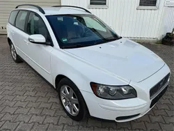 Weiß Gebraucht 2007 Volvo V50 Kombi | 2.850 € (Etwas zu teuer)
