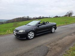 Schwarz Gebraucht 2002 Opel Astra Cabriolet Cabrio | 1.080 € (Guter Preis)