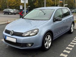 Blau Gebraucht 2011 VW Golf VI Style Limousine | 5.490 € (Guter Preis)