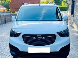 Weiß Gebraucht 2019 Opel Combo Edition Van / Kleinbus | 13.000 € (Guter Preis)