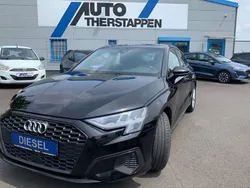 Mythosschwarz metallic (metallic) Gebraucht 2021 Audi A3 Sportback Sport Limousine | 19.990 € (Guter Preis)