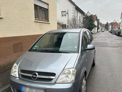 Grau Gebraucht 2005 Opel Meriva Van / Kleinbus | 400 € (Superpreis)
