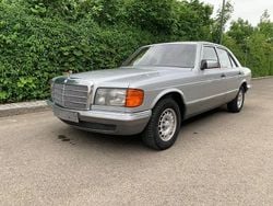 Silber Gebraucht 1983 Mercedes E280 Limousine | 7.200 €