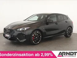 Schwarz Gebraucht 2025 BMW M135 Sport Line Kleinwagen | 50.484 €