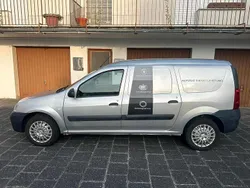 Silber Gebraucht 2012 Dacia Logan Limousine | 3.000 € (Fairer Preis)