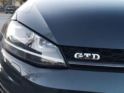 Grau Gebraucht 2015 VW Golf VII GTD Limousine | 18.900 €
