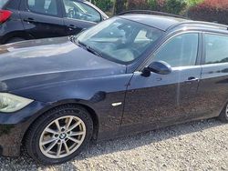 Schwarz Gebraucht 2008 BMW 320 Kombi | 999 €