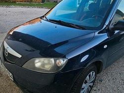 Schwarz Gebraucht 2005 Mazda 2 Kleinwagen | 650 € (Superpreis)