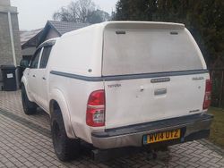 Weiß Gebraucht 2014 Toyota HiLux Abholung | 8.600 €