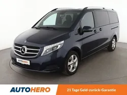 Blau Gebraucht 2019 Mercedes V250 Edition Van / Kleinbus | 42.280 € (Superpreis)