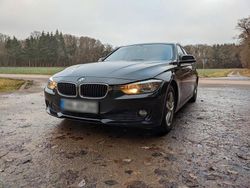 Schwarz Gebraucht 2014 BMW 318 Kombi | 5.999 € (Guter Preis)