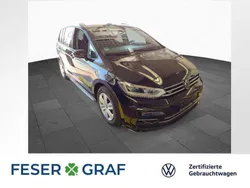 Deep black perleffekt Gebraucht 2024 VW Touran R-line Van / Kleinbus | 34.940 € (Guter Preis)