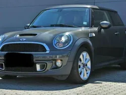Grau Gebraucht 2011 Mini Cooper SD Kleinwagen | 5.300 € (Guter Preis)
