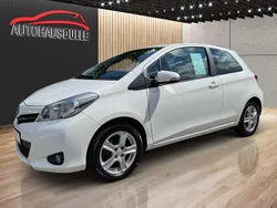 Solid white Gebraucht 2013 Toyota Yaris Life Kleinwagen | 6.495 € (Fairer Preis)
