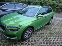 Grün Gebraucht 2020 Skoda Kamiq Style SUV | 16.990 € (Guter Preis)