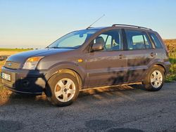 Blau Gebraucht 2011 Ford Fusion Ambiente Limousine | 4.000 € (Etwas zu teuer)