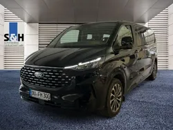 Schwarz Gebraucht 2024 Ford Tourneo Custom Titanium X Van / Kleinbus | 55.490 €