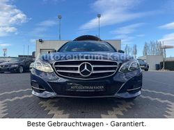 Cavansitblau metalliclack Gebraucht 2013 Mercedes E300 Avantgarde Kombi | 14.900 € (Fairer Preis)