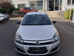 Grau Gebraucht 2004 Opel Astra Limousine | 1.499 € (Fairer Preis)
