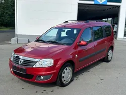Rot Gebraucht 2012 Dacia Logan MCV Lauréate Kombi | 2.790 € (Superpreis)