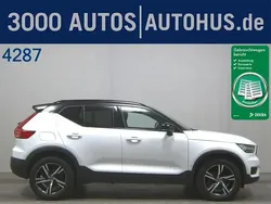 Schwarz Gebraucht 2022 Volvo XC40 Momentum SUV | 27.990 € (Guter Preis)