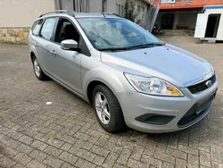 Silber Gebraucht 2008 Ford Focus Kombi | 1.950 € (Fairer Preis)