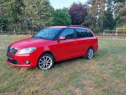 Rot Gebraucht 2014 Skoda Fabia Ambition Kombi | 3.990 € (Superpreis)