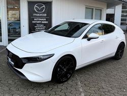 Snowflake white metallic Gebraucht 2021 Mazda 3 Limousine | 23.495 € (Etwas zu teuer)