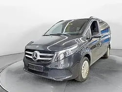 Graphitgrau Gebraucht 2022 Mercedes V220 Van / Kleinbus | 43.990 € (Fairer Preis)
