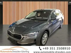 Grau graphite grau Gebraucht 2025 Skoda Octavia Selection Kombi | 33.890 € (Guter Preis)