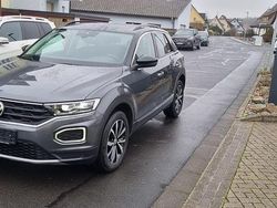 Grau Gebraucht 2020 VW T-Roc Style SUV | 19.990 € (Fairer Preis)