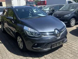 Grau Gebraucht 2019 Renault Clio GrandTour LIMITED Kombi | 8.850 € (Guter Preis)