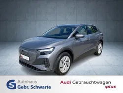 Grau Gebraucht 2022 Audi Q4 e-tron SUV | 27.290 € (Guter Preis)