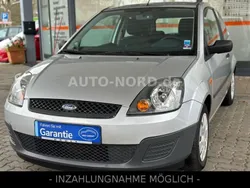 Silber Gebraucht 2006 Ford Fiesta Ambiente Kleinwagen | 2.690 € (Etwas zu teuer)
