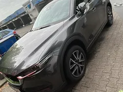 Grau Gebraucht 2017 Mazda CX-5 Sports-Line SUV | 19.500 € (Etwas zu teuer)