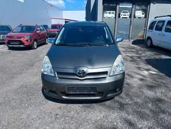 Grau Gebraucht 2007 Toyota Corolla Verso Sol Van / Kleinbus | 1.999 € (Guter Preis)