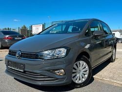 Grau Gebraucht 2018 VW Golf VII Trendline Limousine | 9.490 € (Superpreis)