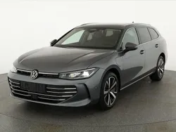 Diabasgrau metallic Neu 2025 VW Passat Pro Kombi | 48.445 € (Fairer Preis)