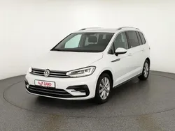 Weiß Gebraucht 2019 VW Touran Highline Van / Kleinbus | 26.990 € (Etwas zu teuer)