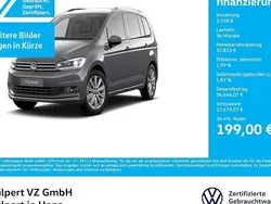 Grau Gebraucht 2024 VW Touran Highline Van / Kleinbus | 36.411 € (Fairer Preis)