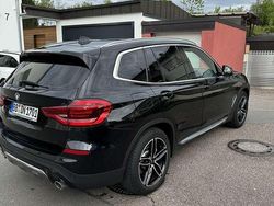 Schwarz Gebraucht 2018 BMW X3 Luxury Line SUV | 28.000 € (Fairer Preis)