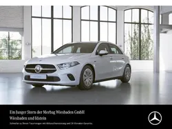 Polarweiß Gebraucht 2021 Mercedes A250 Business Limousine | 24.690 € (Guter Preis)