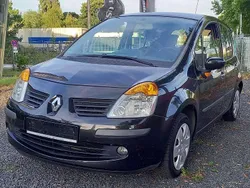 Braun Gebraucht 2005 Renault Modus Van / Kleinbus | 2.200 € (Etwas zu teuer)