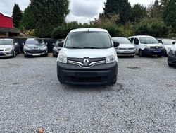 Weiß Gebraucht 2016 Renault Kangoo Rapid Extra Van / Kleinbus | 5.999 € (Superpreis)